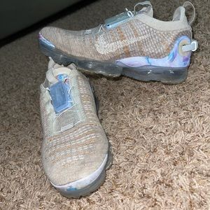 Women’s Vapormax Flyknit Running Shoes